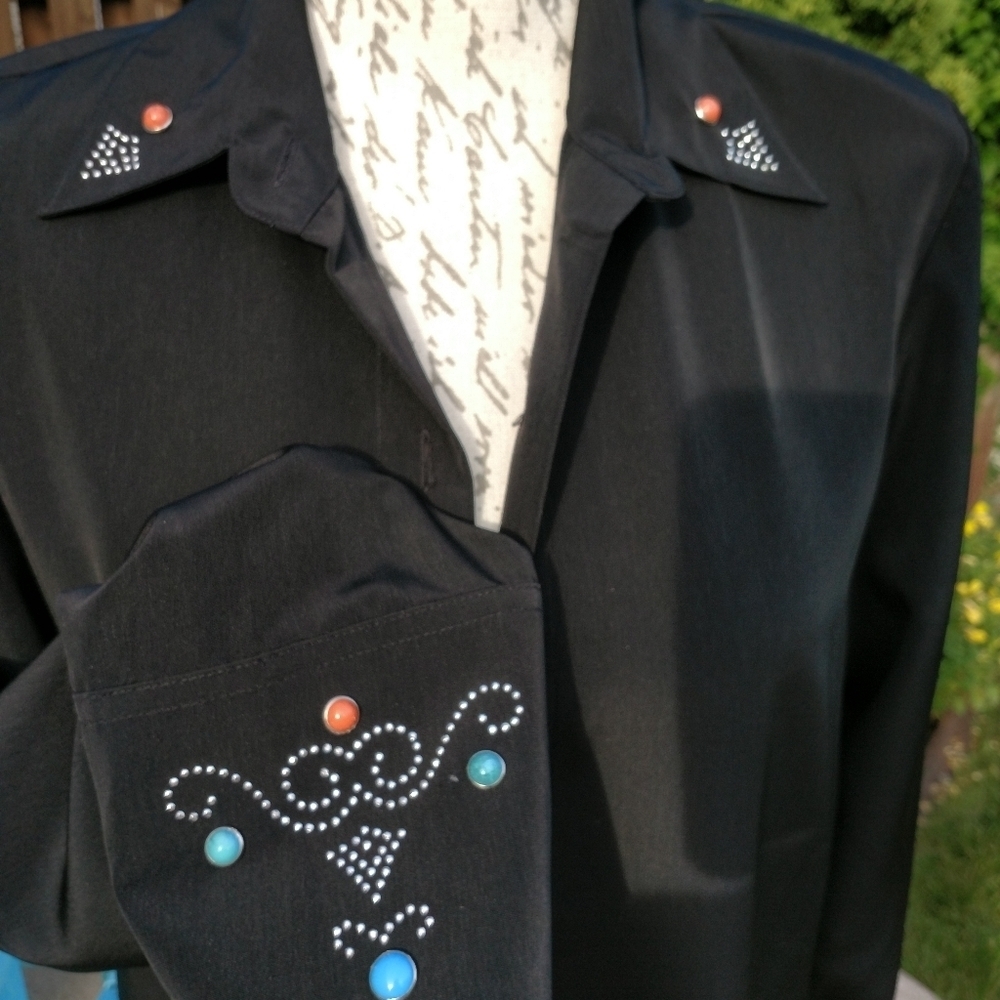 Maggie Sweet TALL SMALL (XL) Black Shirt!